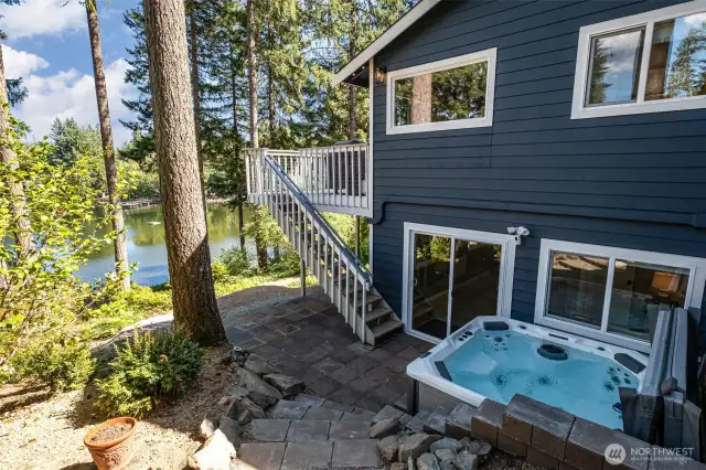 Hot tub with nice views