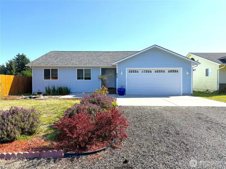 Welcome home! Long driveway for your toys/RV