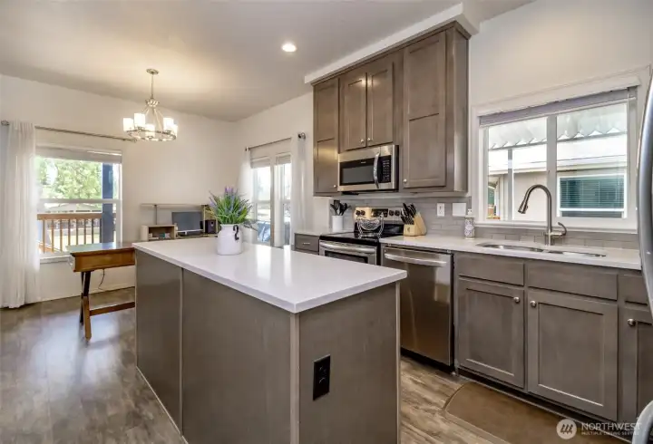 Fabulous chefs kitchen with modern finishes