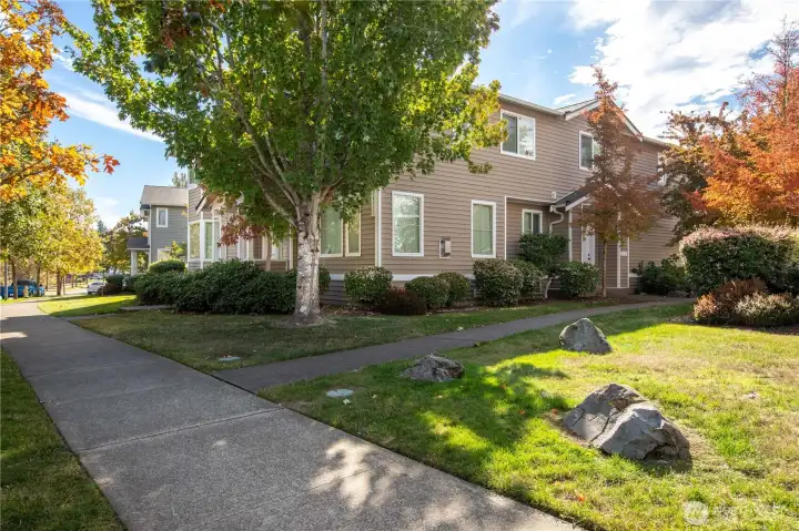 private entrance, end unit