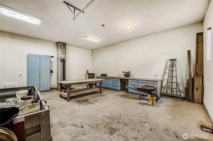 One side of the shop.  Perfect for the hobbyist