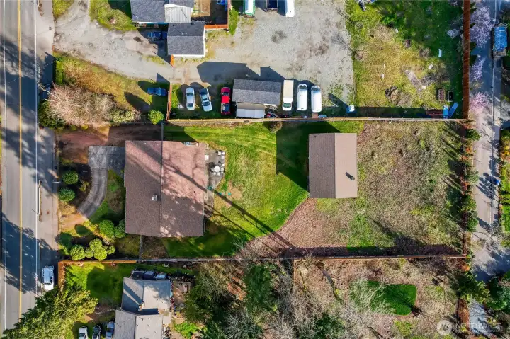 Level lot and fully fenced backyard