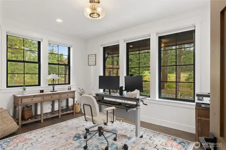 Bedroom 2/office-Main