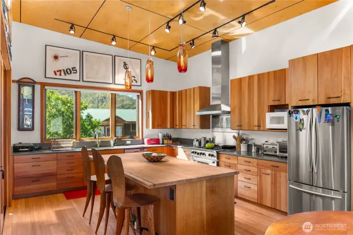 State of the art kitchen- perfect for entertaining.  Custom cabinetry and stainless steel appliances.