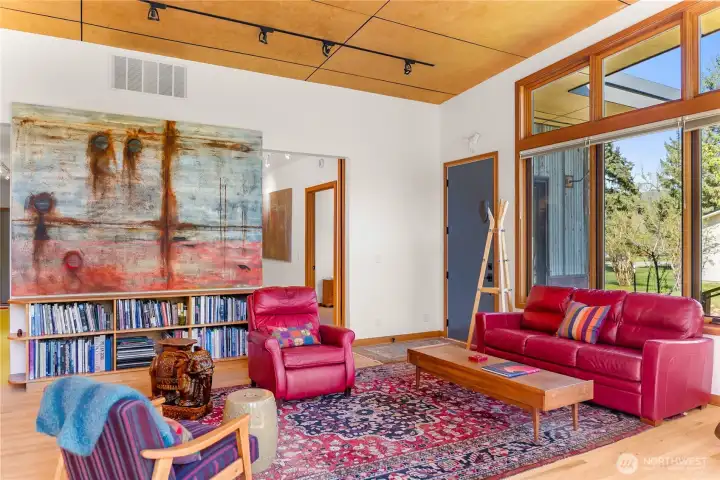 A truly beautiful home!  Featured in the 2022 Methow Valley Home Tour for it's artistry and craftsmanship.