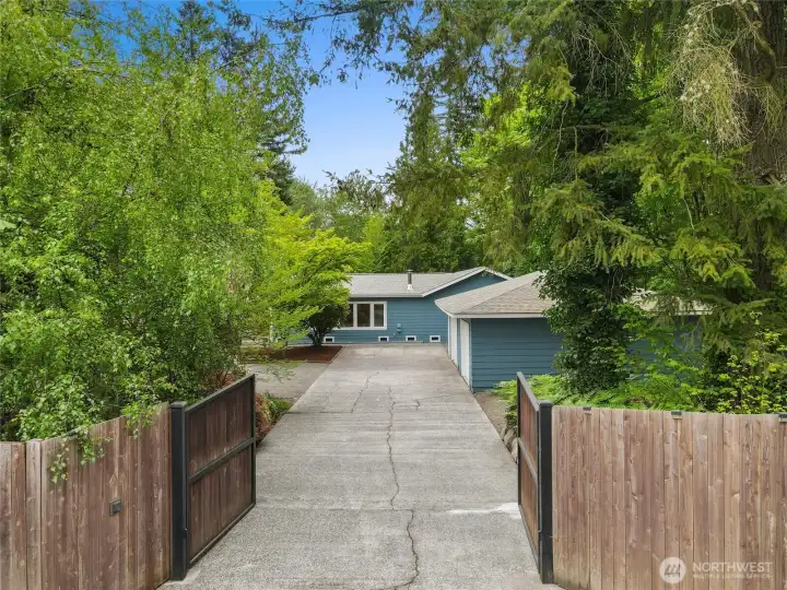 Gated entrance for added privacy!
