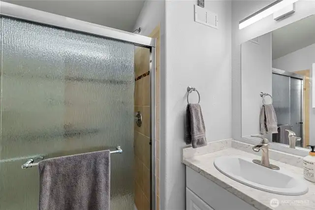 Here is the guest bath.