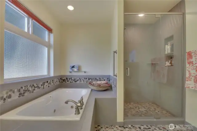 Custom Tile Shower & Glass Door