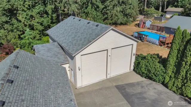 3 Car Attached Garage & 30x40 RV Garage with Pull Through Doors