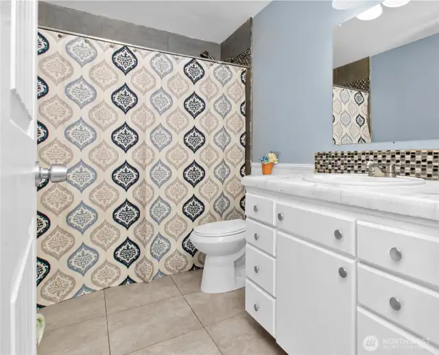 Main Floor Bathroom