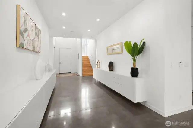 Entrance/Foyer