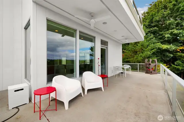 Balcony - Private