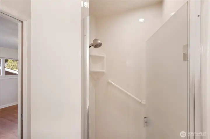 Primary shower...