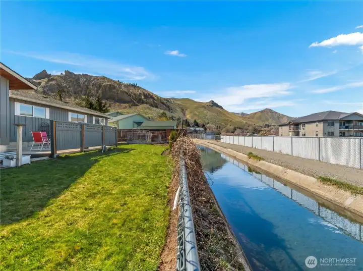 Canal and walking trail adds to privacy