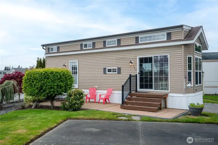 Off street parking for 2 vehicles, yard, patio area and nice landscaping make this a comfortable place to vacation.