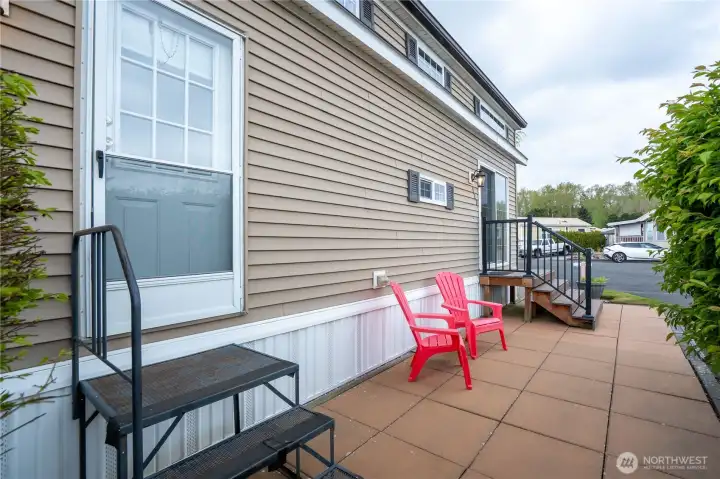 Back door gives multiple entry options.