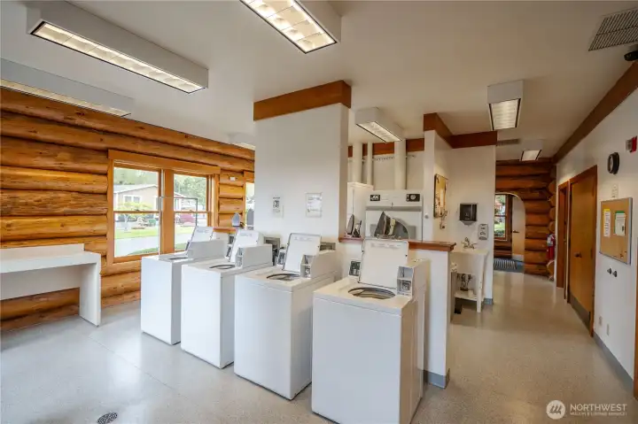 Nice laundry area