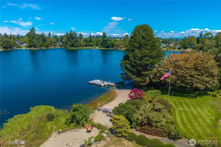 This photo shows the deeded walking path to Lake Burien. Bring your kayak or canoe for summer fun. This photo shows the deeded walking path to Lake Burien. Bring your kayak or canoe for summer fun.
