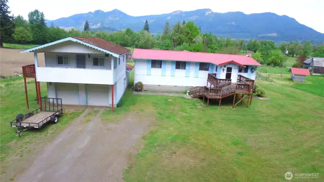 Lovely home w/ ADU Potential on 2.31 Acres!
