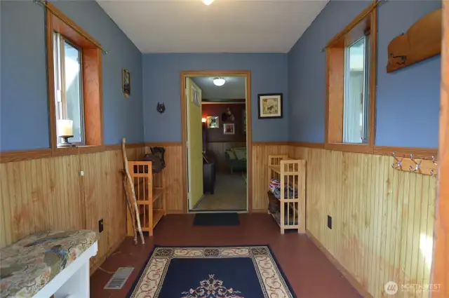 Nice and convenient foyer entrance...