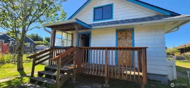 Back view of the home.
