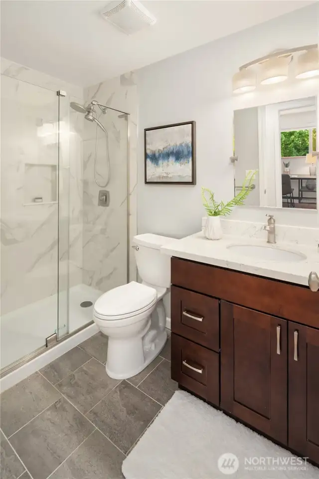 Updated 3/4 bath on for secondary bedrooms use