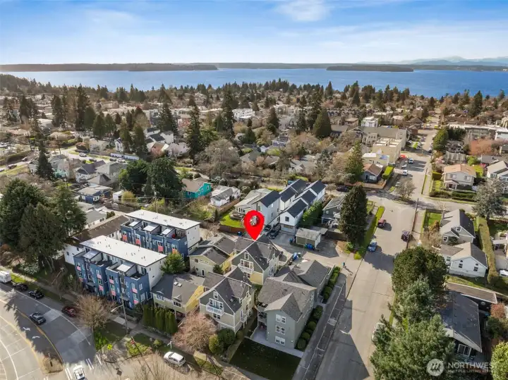 Enjoy living close to Puget Sound, with West Seattle’s waterfront parks and beaches just minutes away.