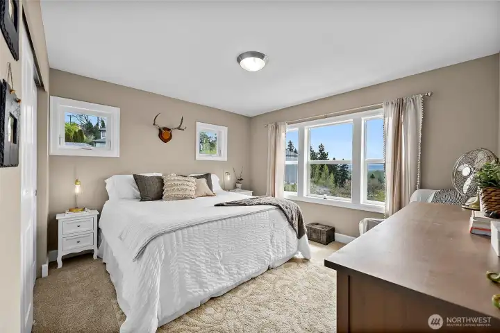 2nd bedroom ~ upstairs