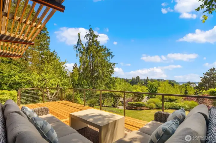 An extremely peaceful, private, and beautiful place to relax. An extremely peaceful, private, and beautiful place to relax.
