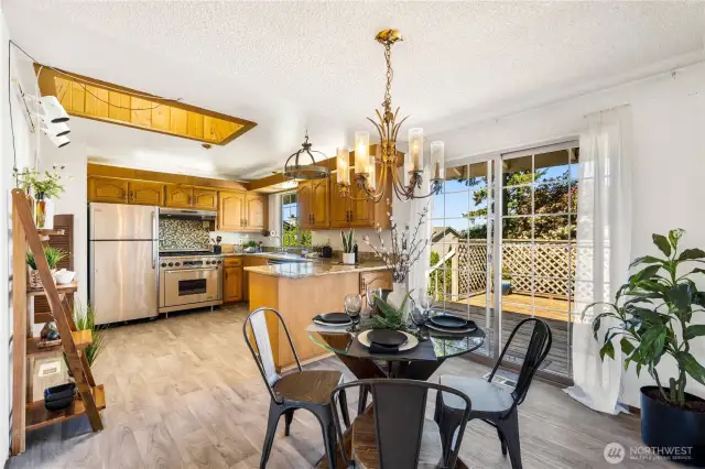 Imagine entertaining and hosting in this lovely open space.