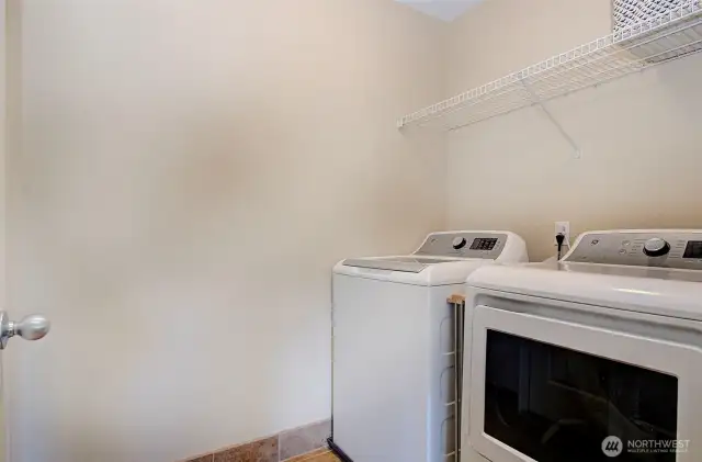 Laundry room on upper
