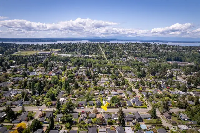 Just minutes to the beaches of Puget Sound
