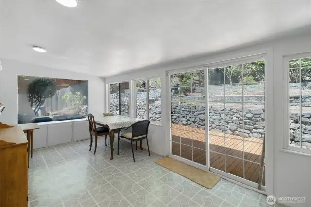 Fully covered/finished patio for rainy days!