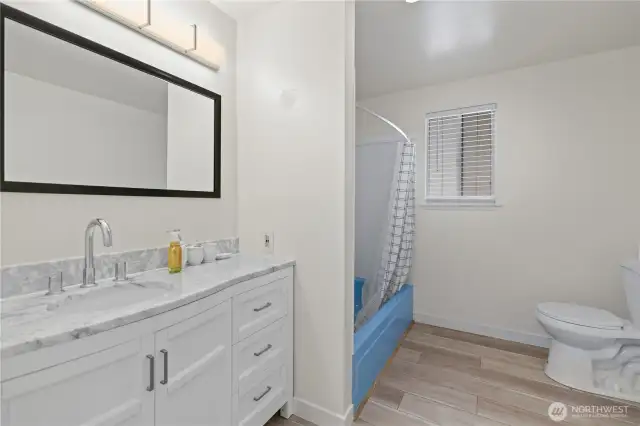 2nd floor bath