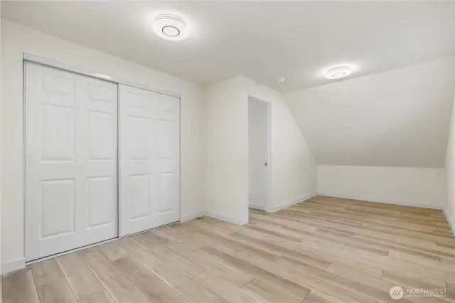 2nd floor bedroom 2