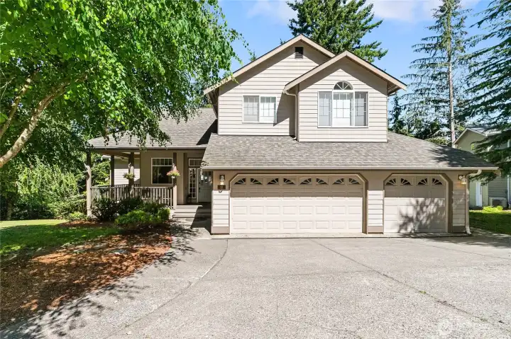 Welcome to 18 Sweetclover Circle!