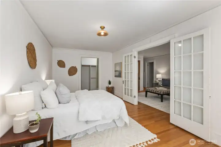 Very spacious bedroom