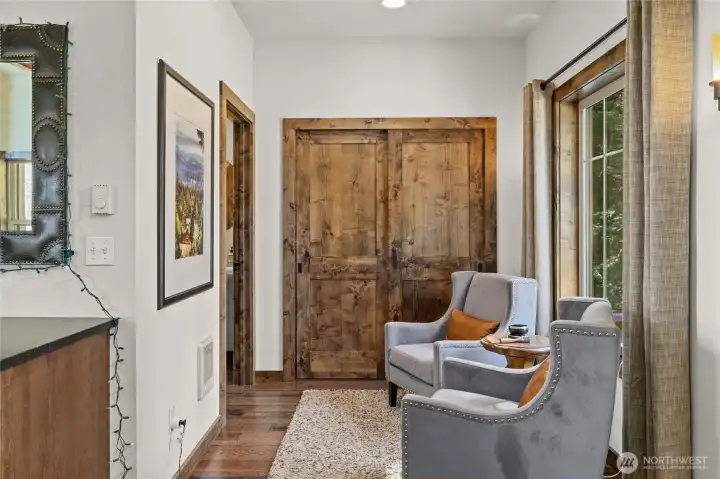 Entry sitting area adjacent to the kitchen.