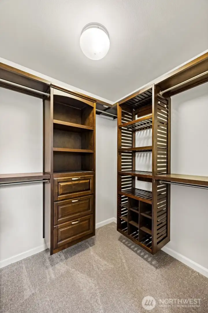 Walk-in Closet