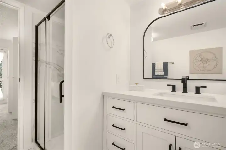 Master Bedroom Bath