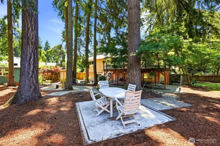 Additional patio space for entertaining