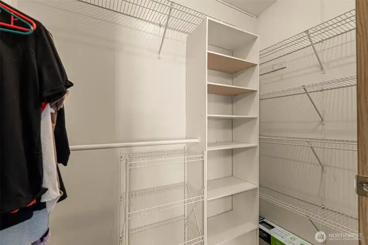 Walk-in Closet