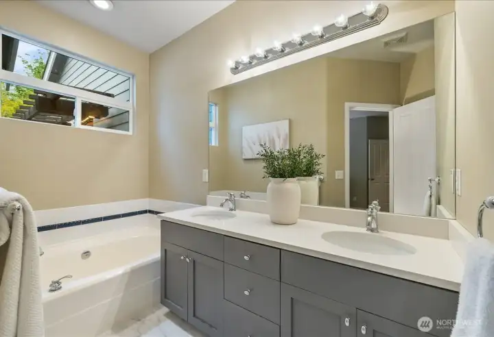 5 piece primary bath.