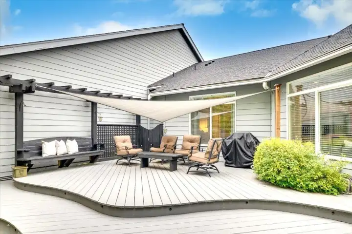 Huge deck!