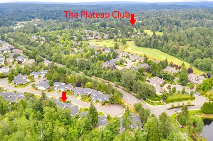 Perfect cul-de-sac location and close to the Plateau Club!