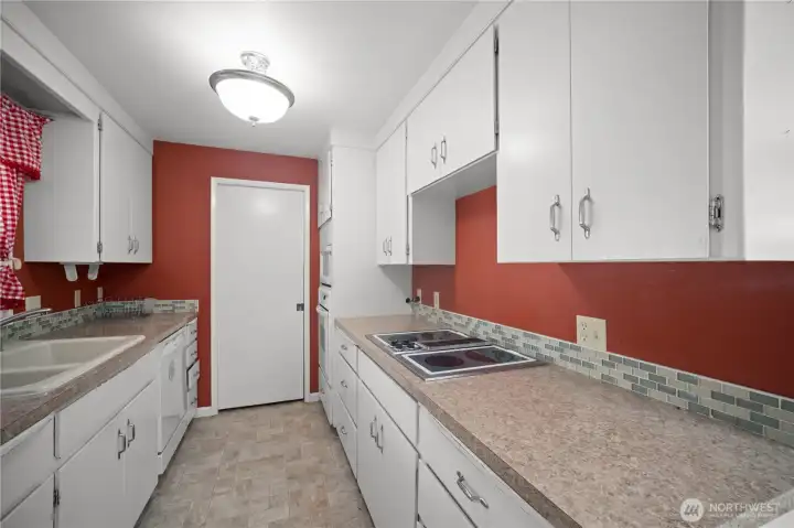 Kitchen features a spacious pantry Kitchen features a spacious pantry