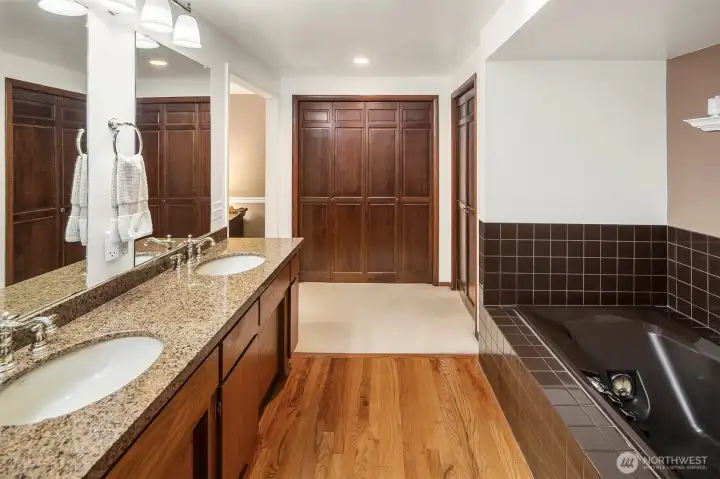 Primary Ensuite - with dual closets and storage space Primary Ensuite - with dual closets and storage space