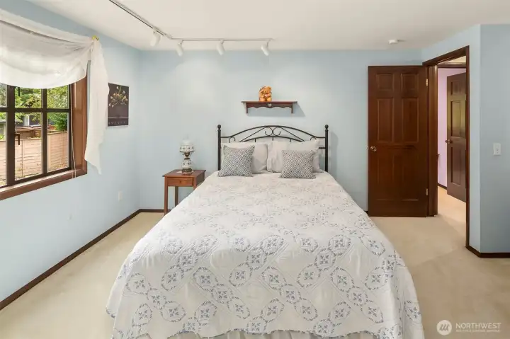 2nd floor bedroom 2nd floor bedroom