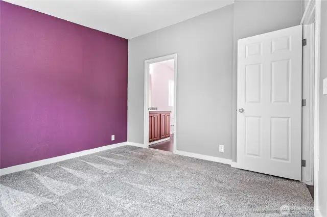 Primary suite