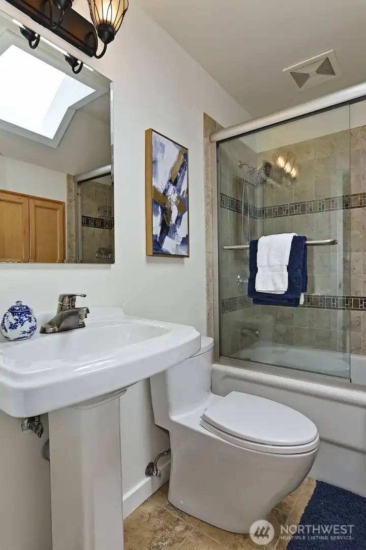 Upper Bath with skylight